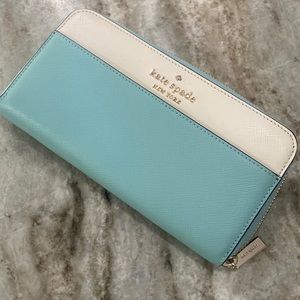 Kate Spade wallet - NWT